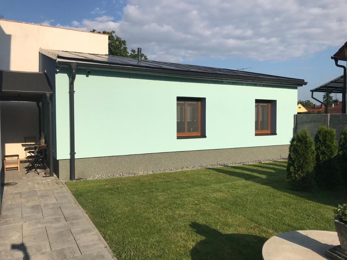 U Cepicku Apartamento Nymburk Exterior foto