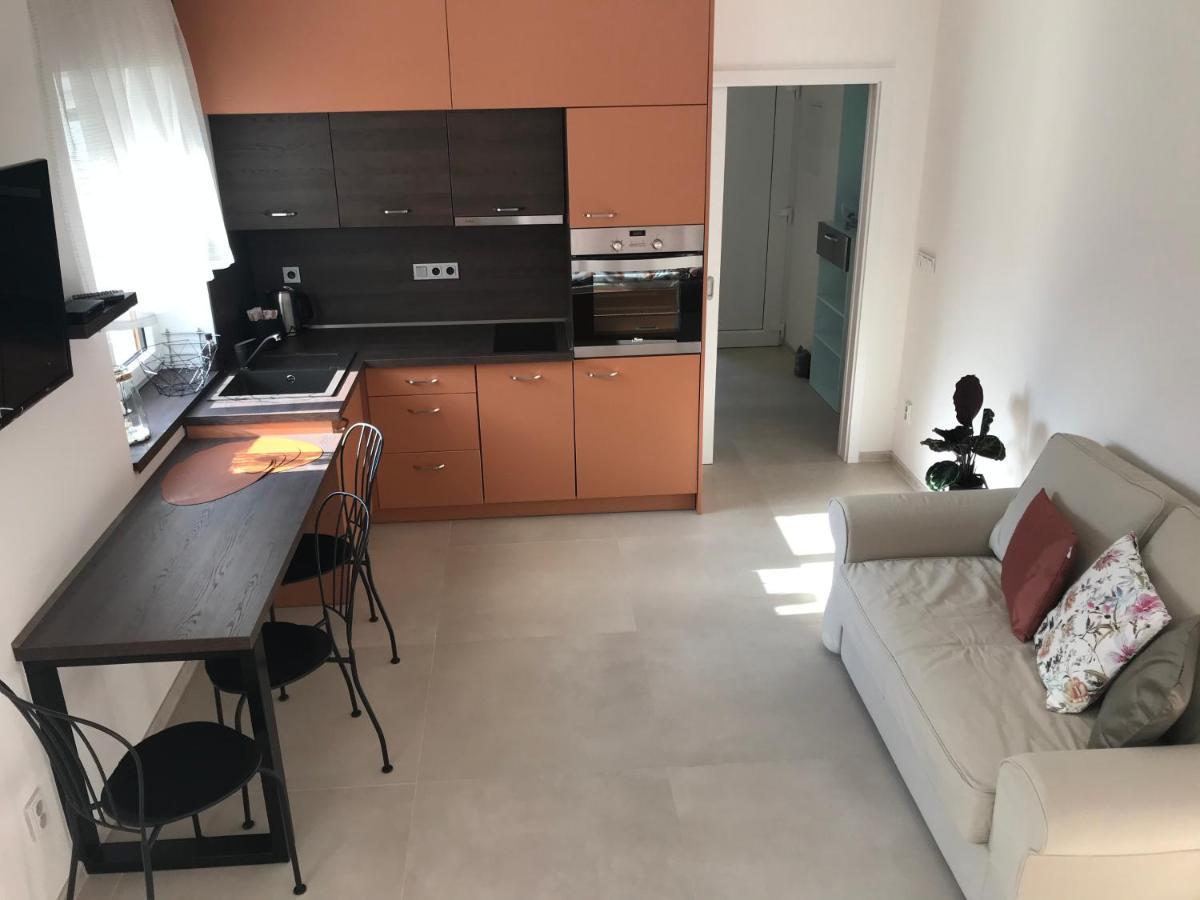 U Cepicku Apartamento Nymburk Exterior foto