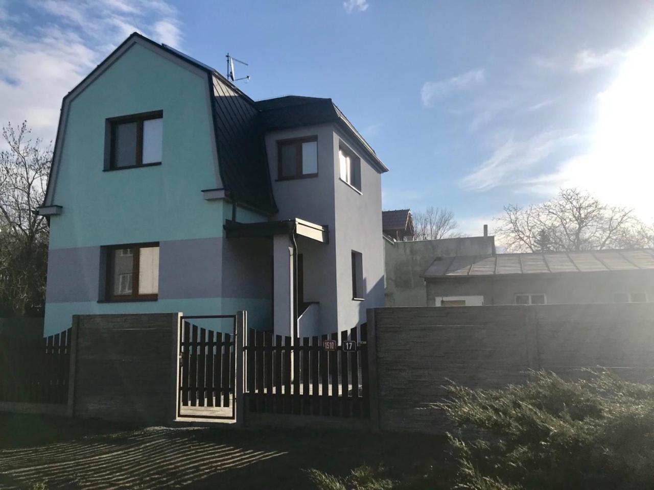 U Cepicku Apartamento Nymburk Exterior foto